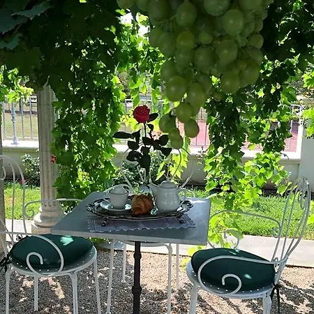 Bed & Breakfast Virginia 3*